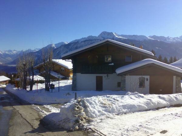 Te huur chalet 6pers nabij Crans Montana Wallis Golf & Ski