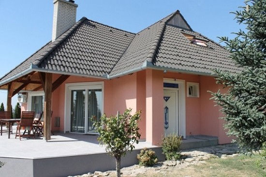Hongarije. Modern huis aan Balaton !
