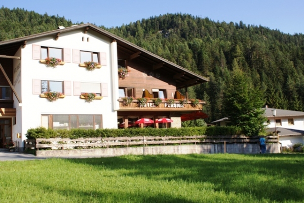 B&B in Tirol: Geniet van de natuur en gezelligheid