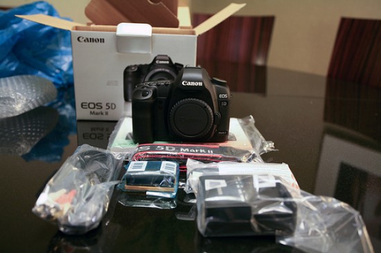 Brand New Canon EOS 5D Mark III DSLR-Kamera für Verkauf — foto 1