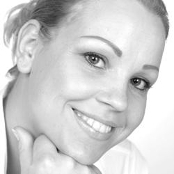 Permanente Make-up! Maak tot eind augustus een afspraak en ontvang 15% KORTING!!!
