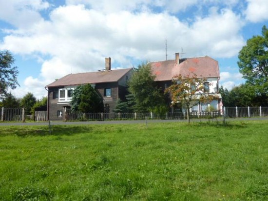 Doppelhaus - zum Teil Einsamkeit in Erzgebirge