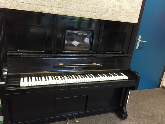 Gezocht: pianoreparateur/stemmer
