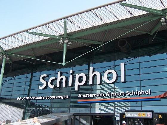 Vervoer van en naar Schiphol. Omgeving Aalsmeer.