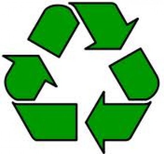 Kartonboer Recycling voor het afhalen van oud papier , karton , folies en metalen