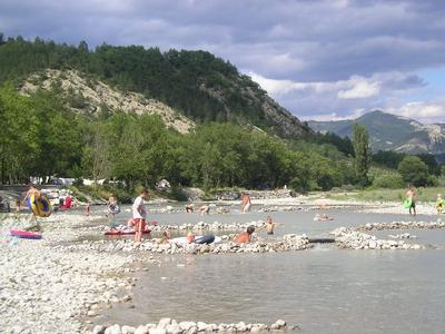 Mooiste camping in de Drôme, Frankrijk, voet Alpen