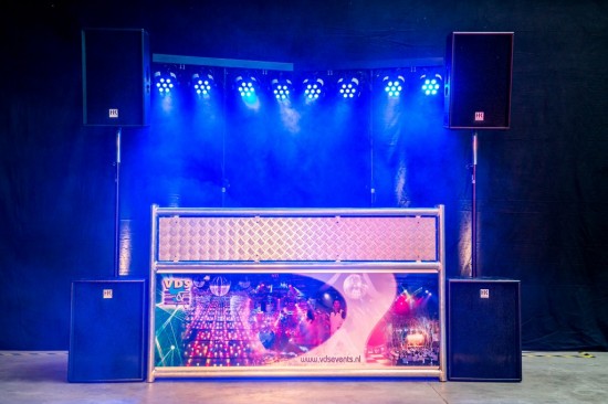Professionele all-round drive-in shows incl. DJ voor élk evenement!