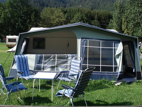 Te huur luxe Fendt Pltin caravan in Karinthie(Nockberge)