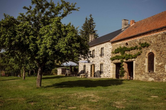 Authentieke vakantiehuizen in de prachtige natuur van de Auvergne-midden Frankrijk — foto 1