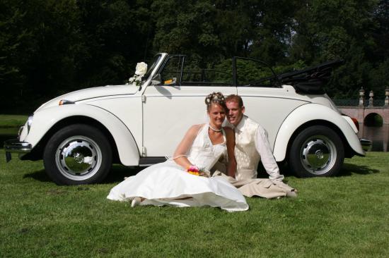 Te huur: Witte Trouwkever Cabriolet