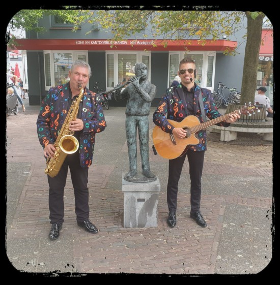 Duo Unique voor en de Muzikale Entertainer