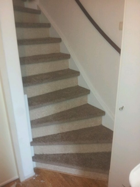 13 trede dichte trap bekleden incl lijm voor € 140,- — foto 2