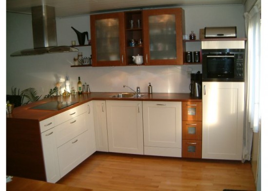 Wat een laagje verf wel niet doet met een keuken! Spuiterij Dordrecht — foto 2