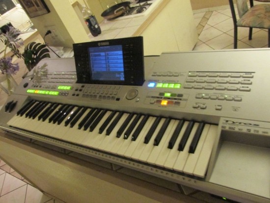 Buy New:Yamaha Tyros 5,4,3,2,1-Yamaha PSR-S950,910,900,700-Korg Pa3X-Korg PA800-Korg M388 — foto 2