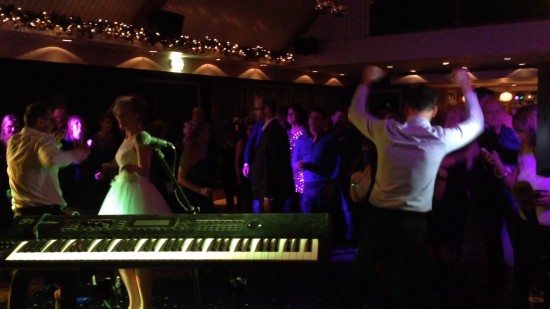 Boek nu Party Central Coverband voor uw feest, band en DJ ineen!!! — foto 2