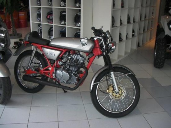 4takt bromfietsen klassiek Honda model Dax Monkey Gorilla — foto 2