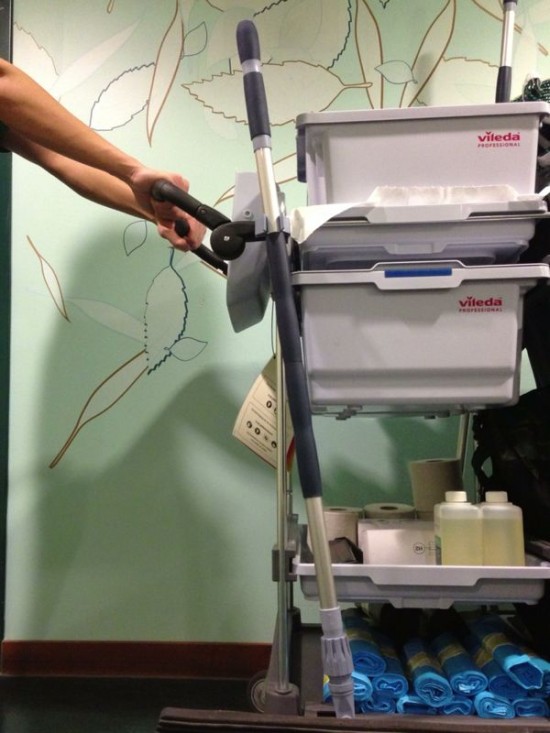 Schoonmaakdiensten voor bedrijven en particulieren — foto 2
