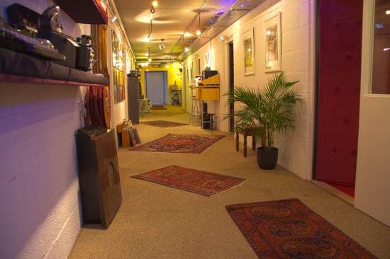 Producer, arranger en songwriter in Wisseloord studio Hiversum — foto 2