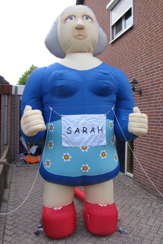 Opblaasbare Arbraham, Sarah of ooievaar; 3,5 meter hoog — foto 2