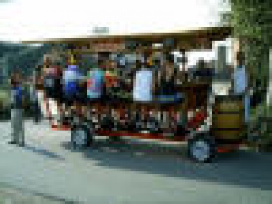Vrijgezellenfeest huur een bierfiets — foto 2