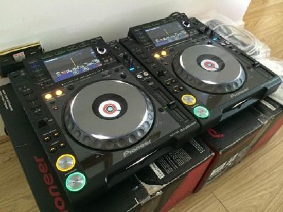 Selling: Yamaha Tyros 5, Pioneer CDJ, Keyboards Roland, Korg Keyboards WhatsApp: +17405000524 — foto 2