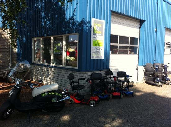 Mobiel & Zeker is uw specialist in gebruikte betaalbare scootmobielen — foto 3