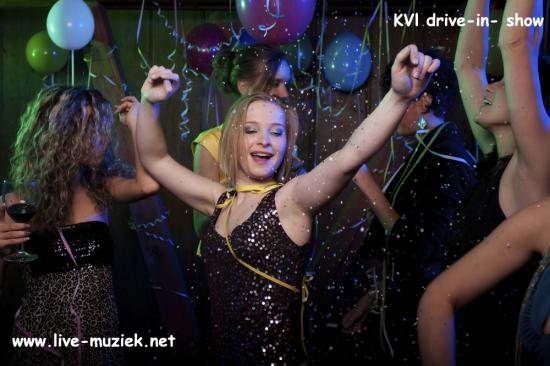 Bruiloft en party coverband ook met blazerssectie en dj ! — foto 3