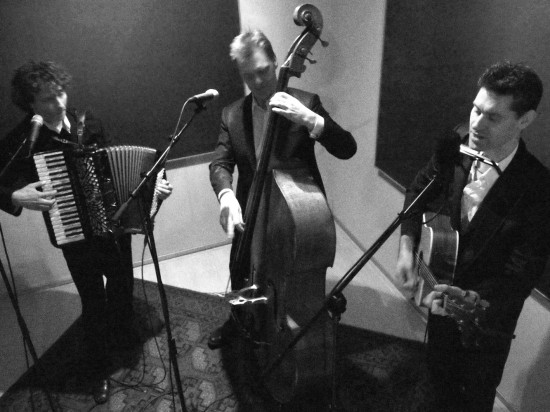 Trio RAAK akoestisch mobiel of licht versterkt — foto 3