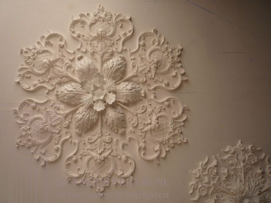 Sierlijsten en Ornamenten productie en montage — foto 3