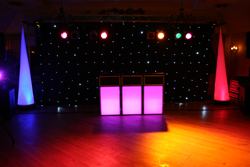 Soundmasters: Drive in shows voor al uw feesten en partijen