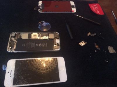 IPhone 5 scherm kapot? Of homebutton doet raar? etc. Goedkope iPhone 5 reparaties en diensten