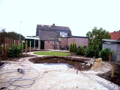 Voor straatwerk,sierbestratingen,houtwerk,onderhoud,vijvers
