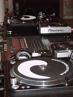 Gompies Entertainment voor Professionele Drive-in Shows